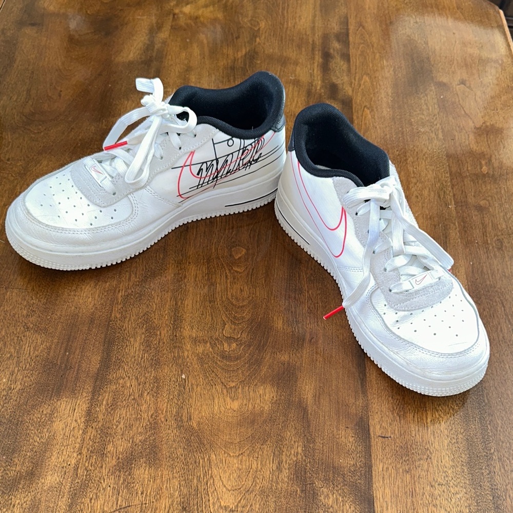 NIKE AIR FORCE 1 GS SCRIPT SWOOSH - Picture 7 of 9